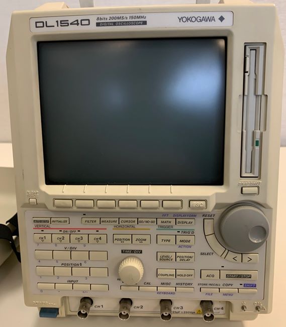 Yokogawa DL1540 Digital Oscilloscope
